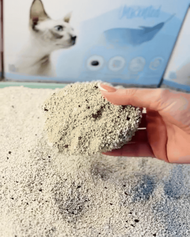 Natura cat litter - Less Track, with Spring Breeze scent + activated charcoal