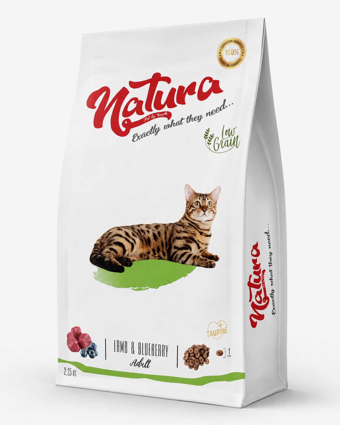 Natura Low Grain Adult Natura száraz macskatáp báránnyal és áfonyával, 2.25 Kg